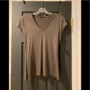 Tahari Short Sleeve Tee